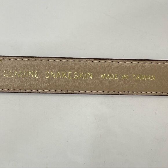 VTG Skinny Genuine Snake Skin Brown Belt Gold Buckle Chic Dressy Textured Size L - Picture 9 of 11